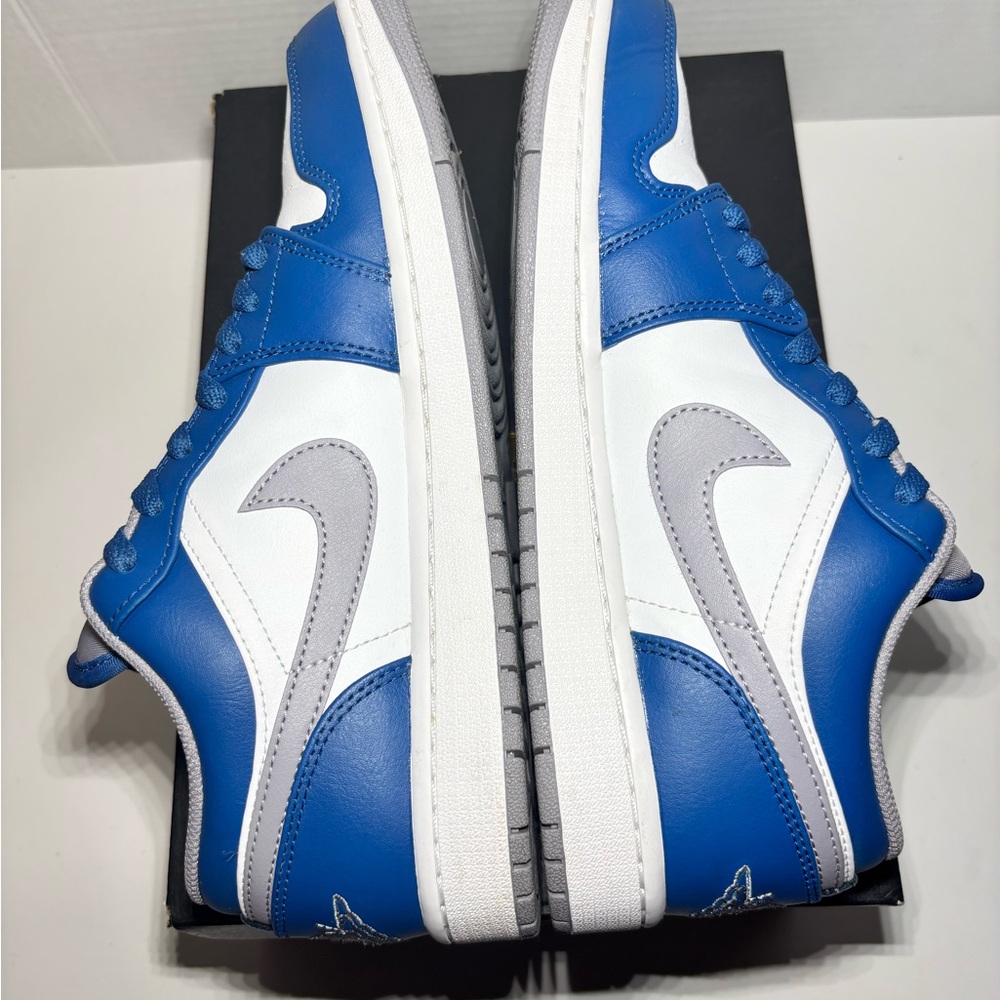 Air Jordan 1 Low True Blue Cement - 553558-412 - Size 9 - Picture 6 of 14